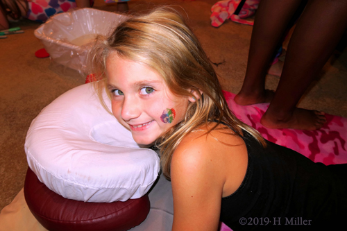 Lush Lounging! Kids Massages At The Girls Spa Party!