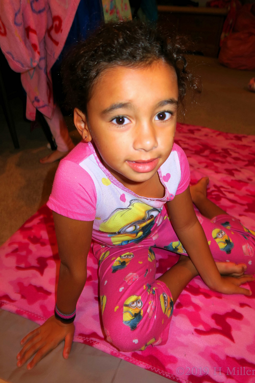 Peacefully Pink! Party Guest Poses For Kids Facial!