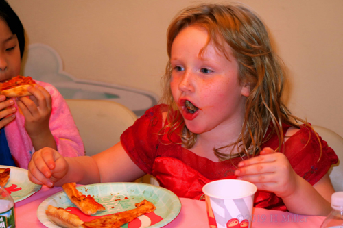 Royal Lunch! Birthday Princess Gets Birthday Lunch! Royal Lunch! Birthday Princess Gets Birthday Lunch!