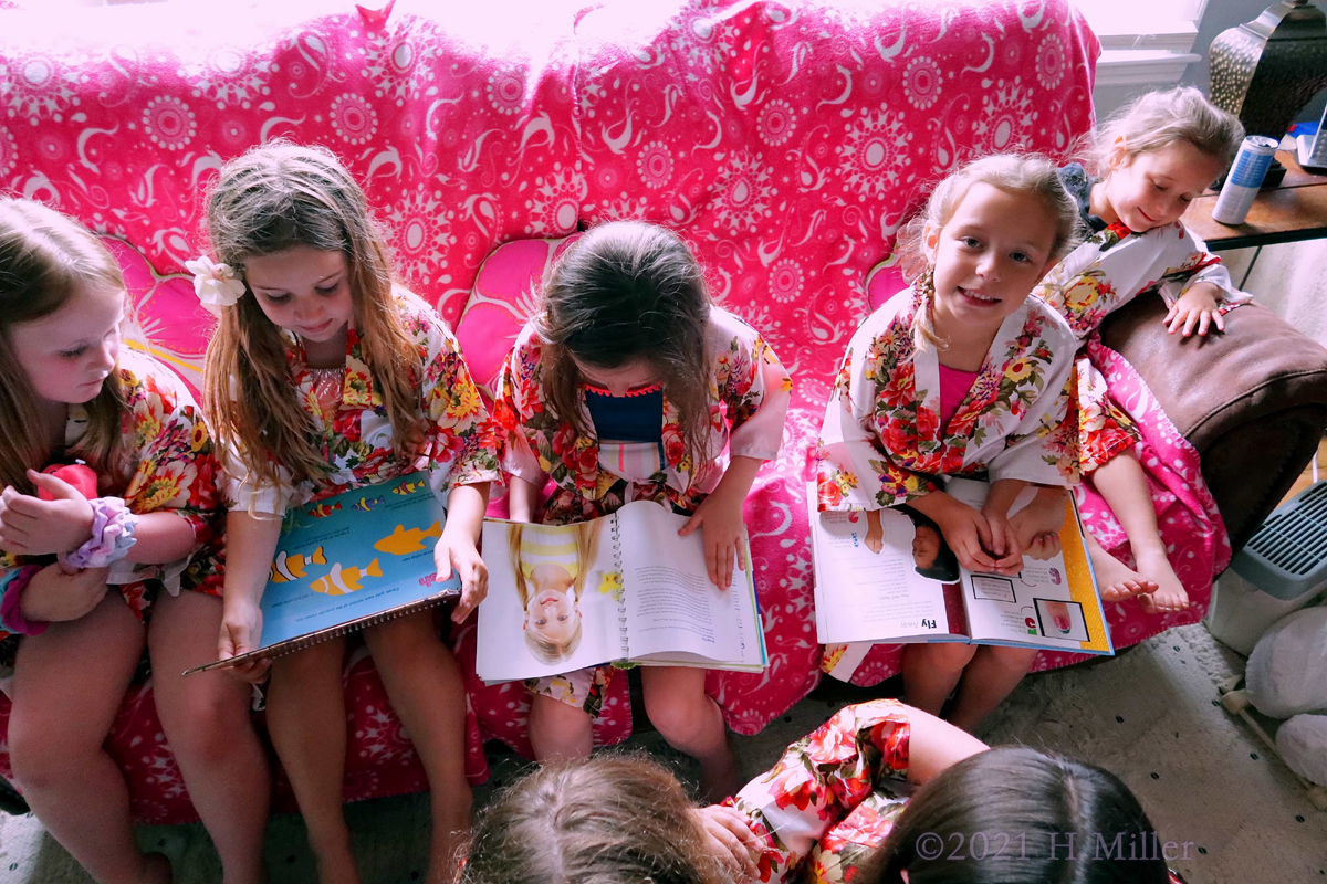 Kids Spa Birthday Party For Emma! 