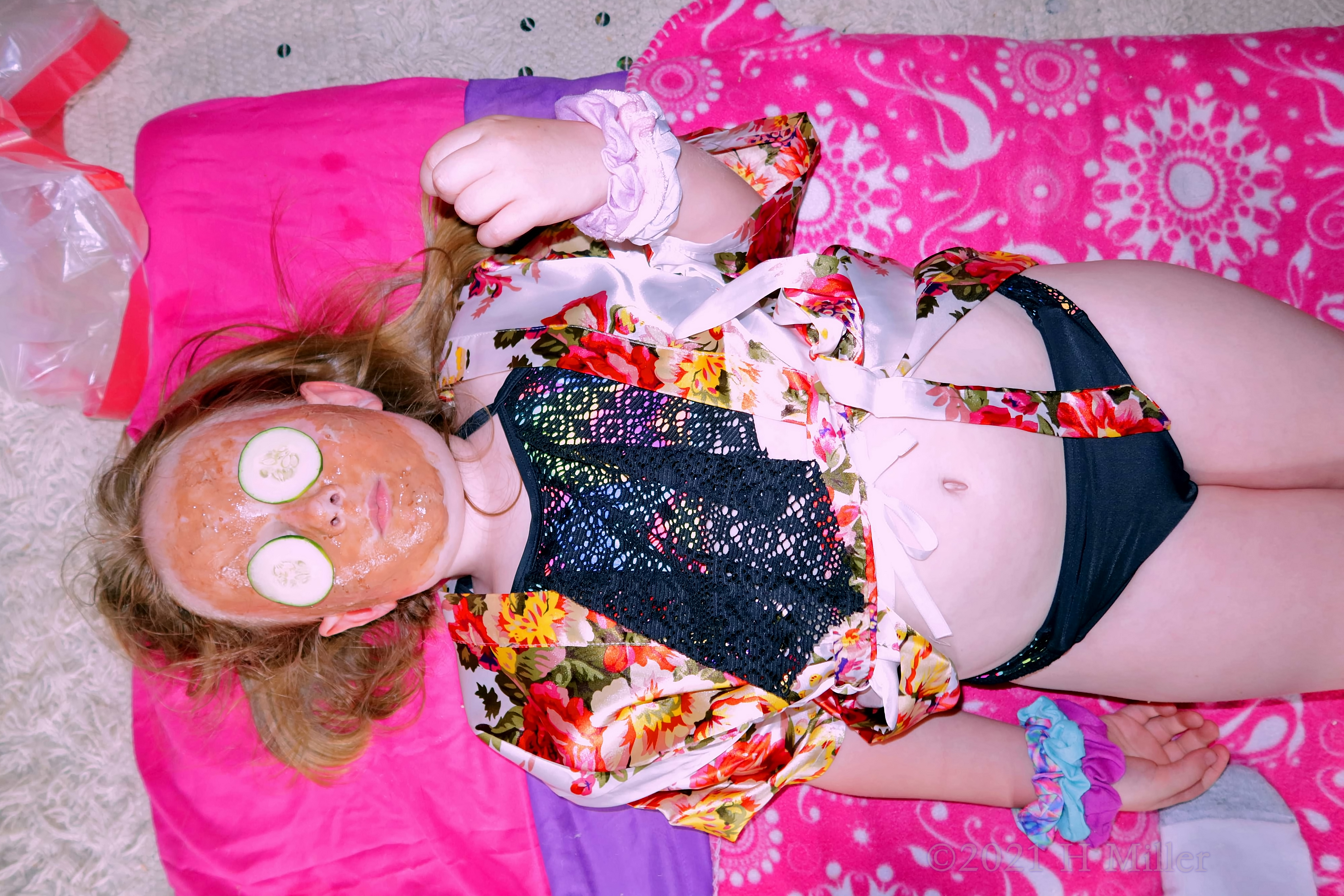 Kids Spa Birthday Party For Emma! Kids Spa Birthday Party For Emma!