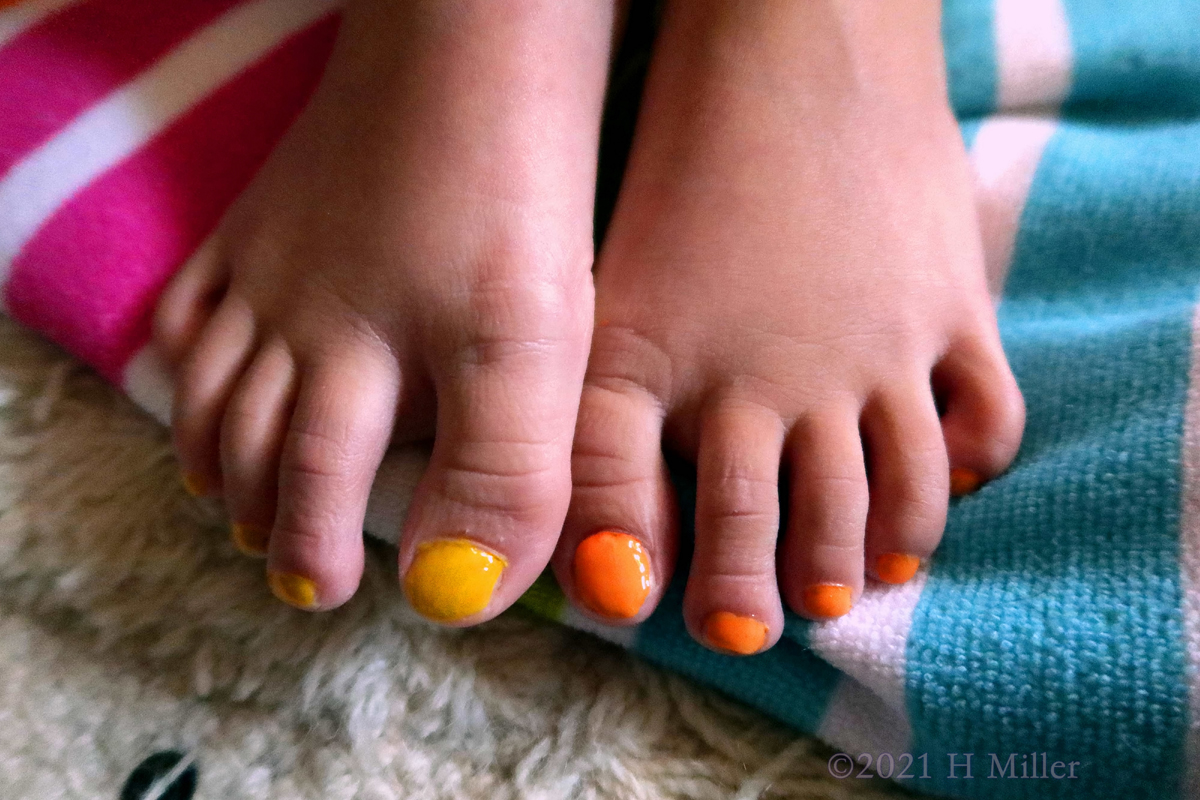 Kids Spa Birthday Party For Emma! 