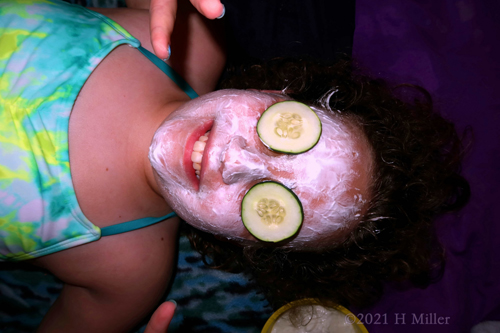 Kids Spa Birthday Party For Emma!