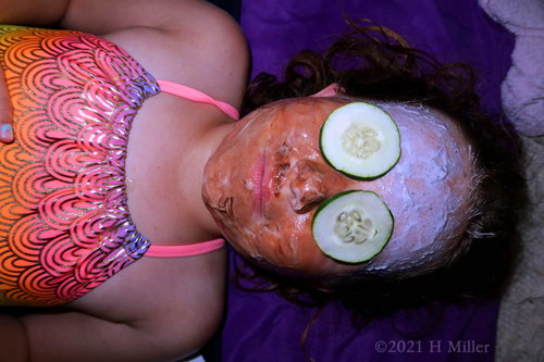 Kids Spa Birthday Party For Emma!