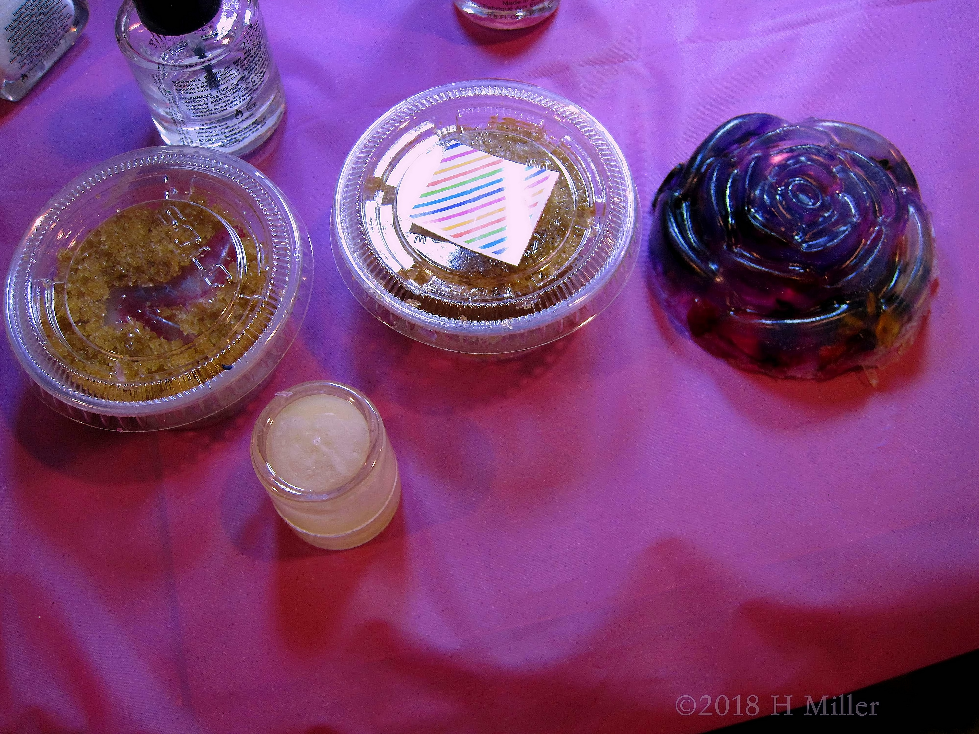 Awesome Kids Crafts Set, Featuring Rose Shaped Soap, Sugar Body Scrub, And Lip Balm! Awesome Kids Crafts Set, Featuring Rose Shaped Soap, Sugar Body Scrub, And Lip Balm!