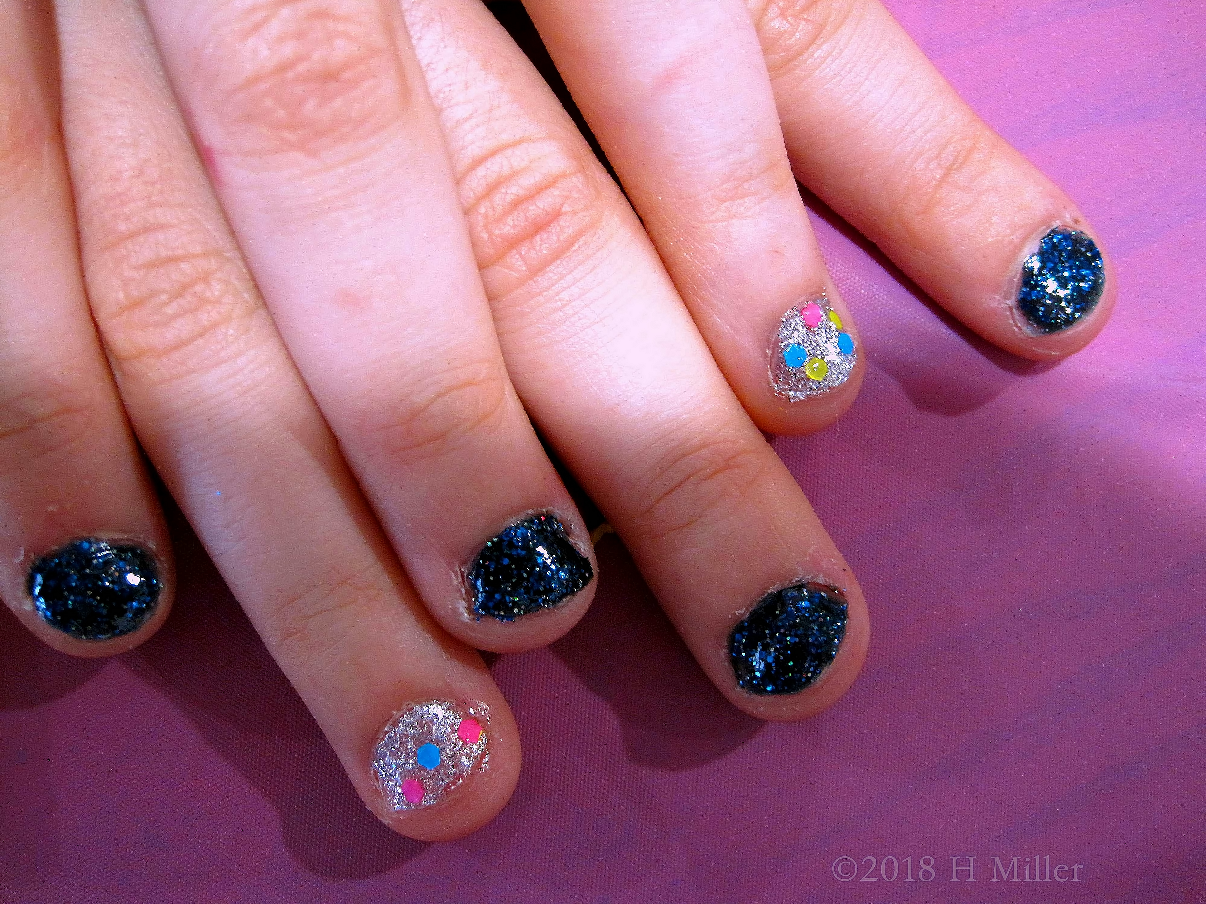 Fabulous Mini Mani! Kids Manicure With Midnight Blue And Dotted Rainbow Glitter 