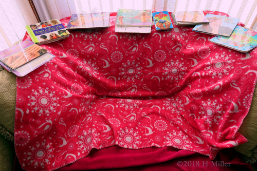 Comfy Spa Couch Is Ready For The Spa Party Comfy Spa Couch Is Ready For The Spa Party