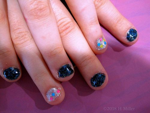 Fabulous Mini Mani! Kids Manicure With Midnight Blue And Dotted Rainbow Glitter Fabulous Mini Mani! Kids Manicure With Midnight Blue And Dotted Rainbow Glitter