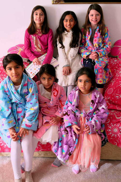 Framing The Moment With A Group Photo Before Starting The Kids Spa Party Framing The Moment With A Group Photo Before Starting The Kids Spa Party