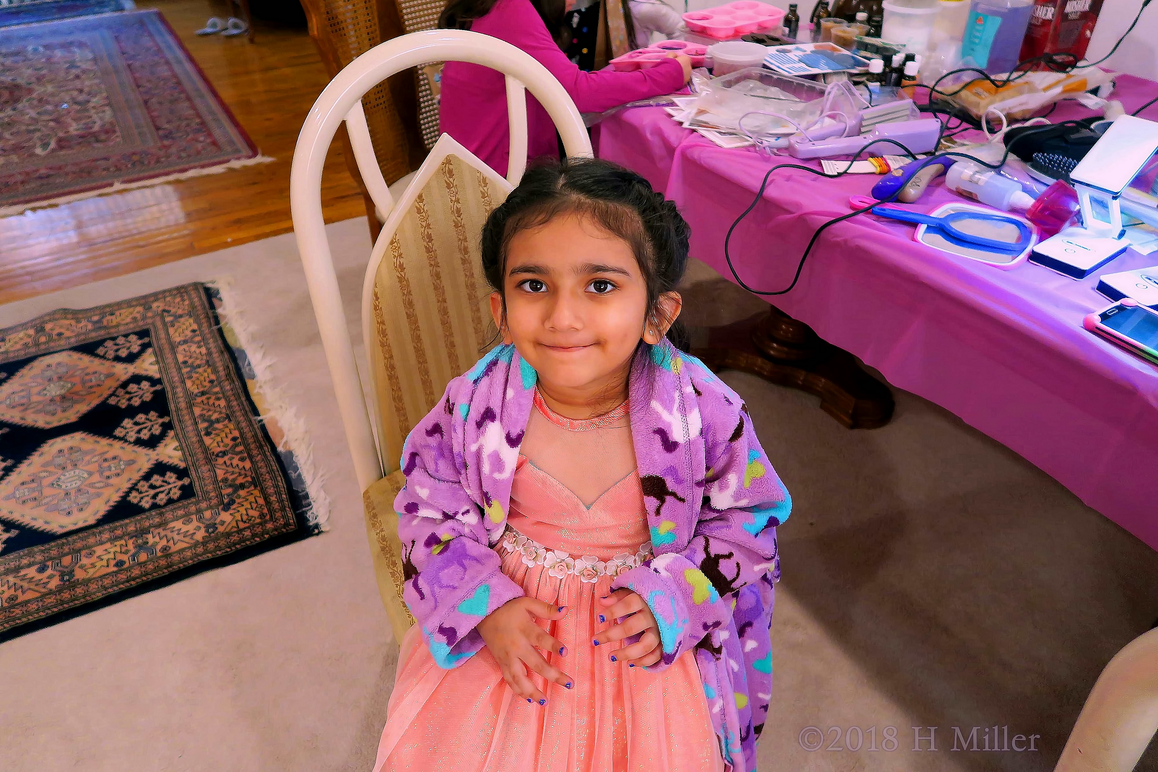 How Cute! She Is Happy With Her Newly Done Nail Art After Girls Hairstyles How Cute! She Is Happy With Her Newly Done Nail Art After Girls Hairstyles