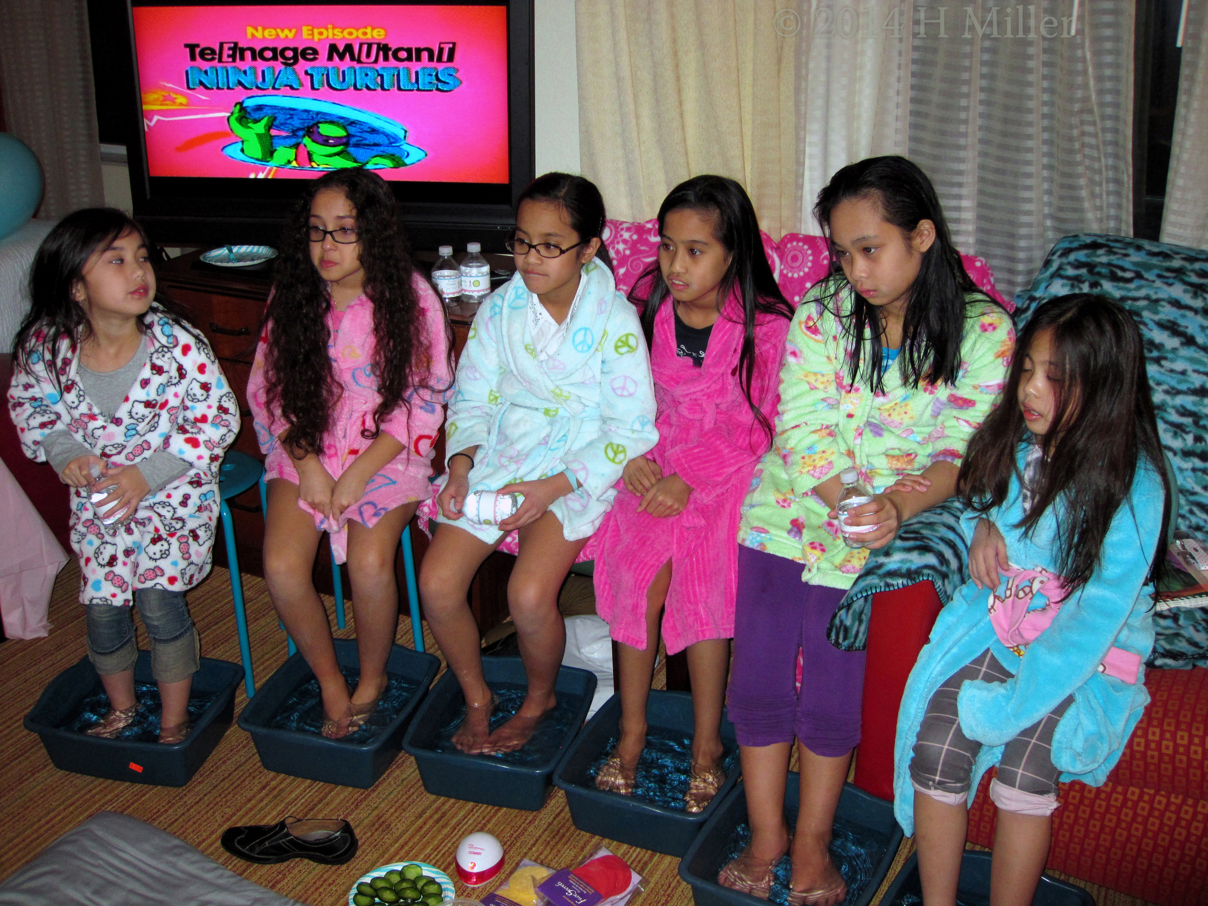 A Warm Foot Soak On A Freezing Cold Day! Nice! A Warm Foot Soak On A Freezing Cold Day! Nice!