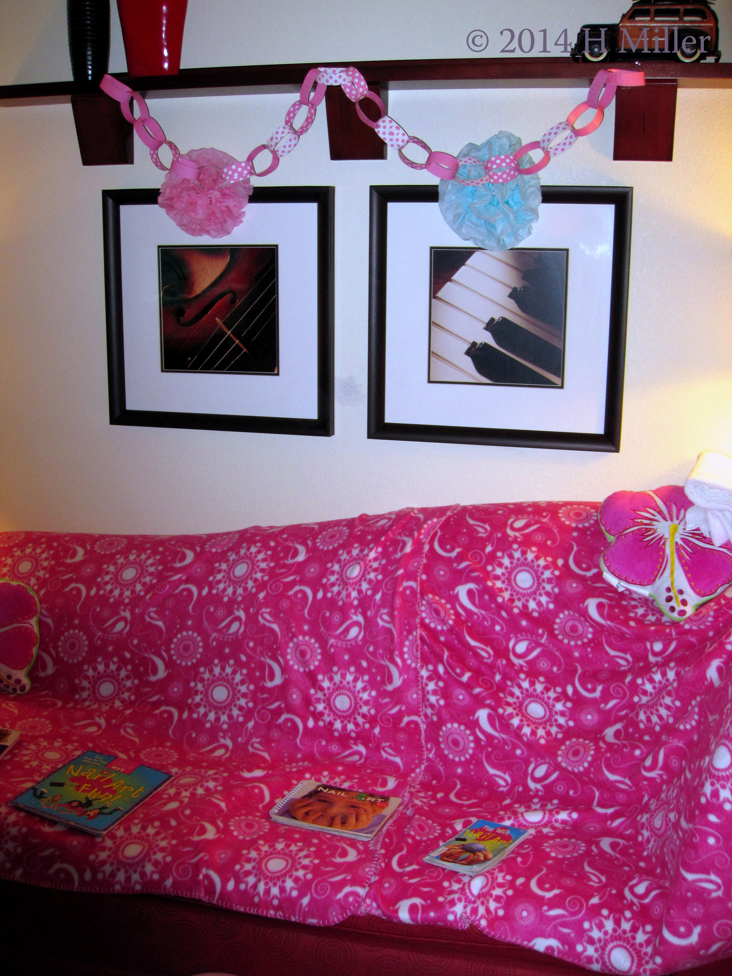 Couch Decoared With Pillows N Throws, Walls With Decorations. Couch Decoared With Pillows N Throws, Walls With Decorations.