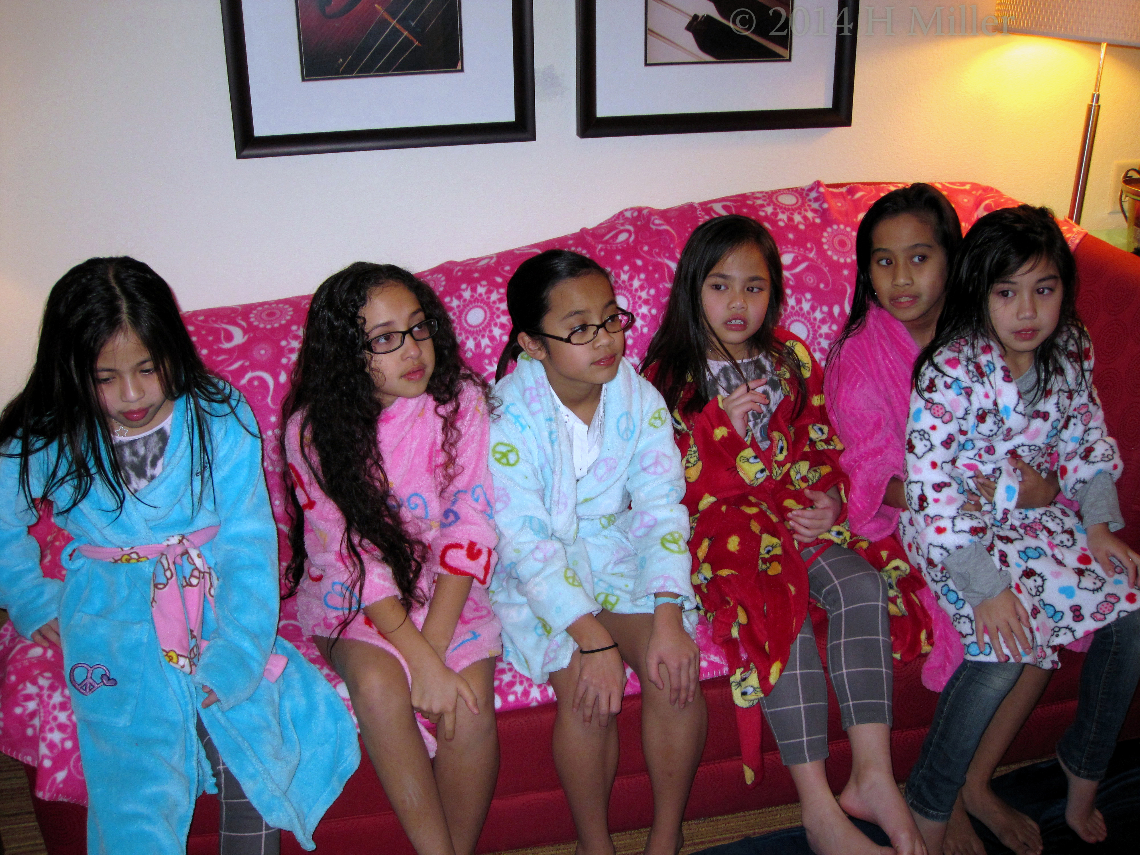 Listening To What Options The Girls Have At The Spa Party Listening To What Options The Girls Have At The Spa Party