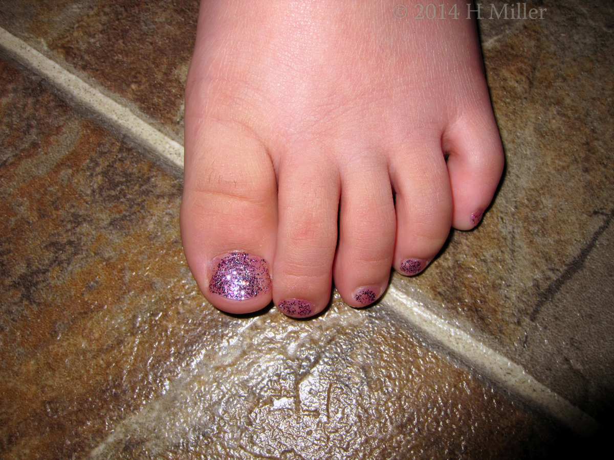 Light Pink Pedi With Top Coat Of China Glaze Glitter Light Pink Pedi With Top Coat Of China Glaze Glitter