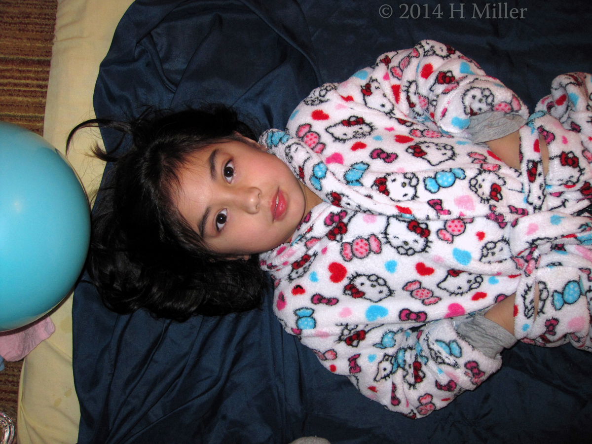 Ready To Start The Kids Spa Party Facial! Ready To Start The Kids Spa Party Facial!