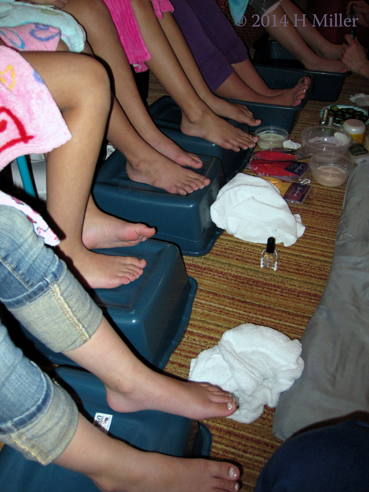 Starting The Nail Polish Application Starting The Nail Polish Application