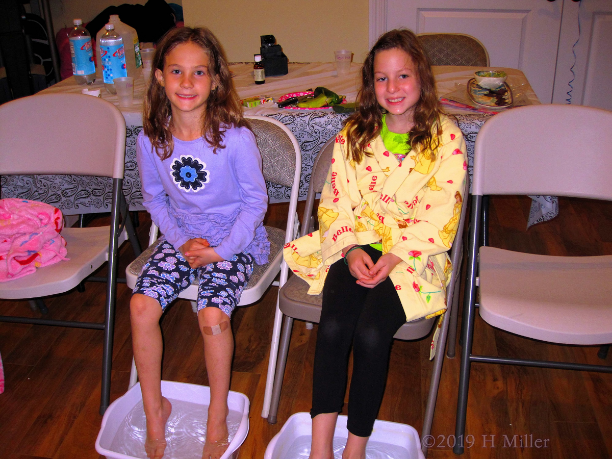 Party Guests Pose During Girls Pedicures! 