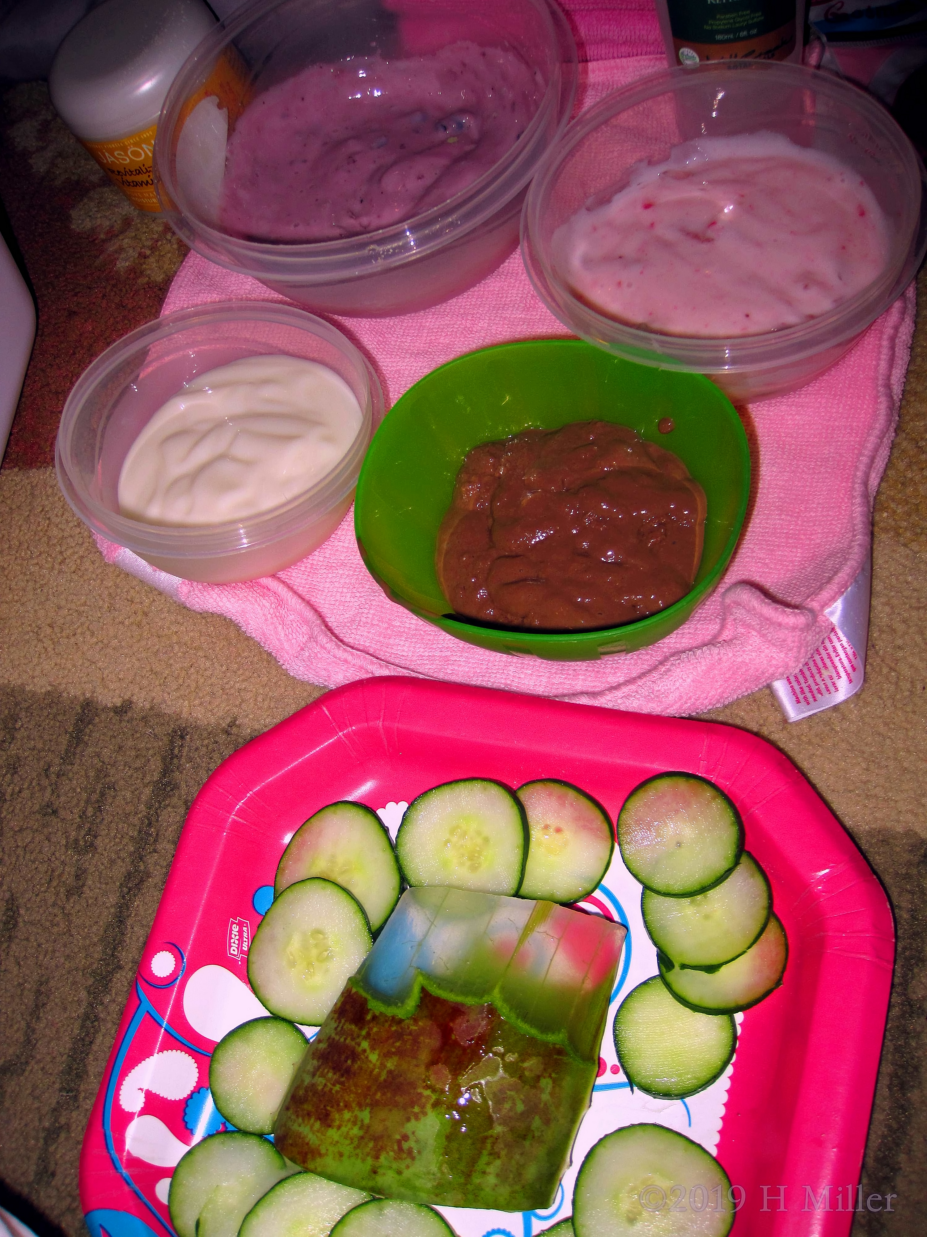 Food Or Face Masques! Face Mask Setup Table! Food Or Face Masques! Face Mask Setup Table!