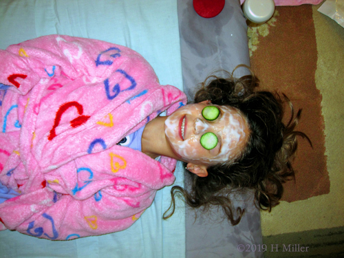 Pink Hearts And Cooling Cucumber Face Mask! Party Guest Enjoys Kids Facial!