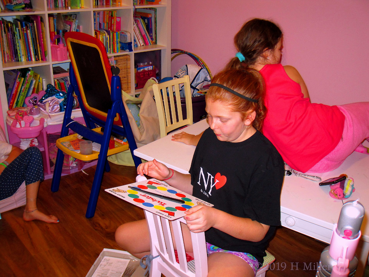 Spin The Wheel! Twister Party Games At The Spa Party! 