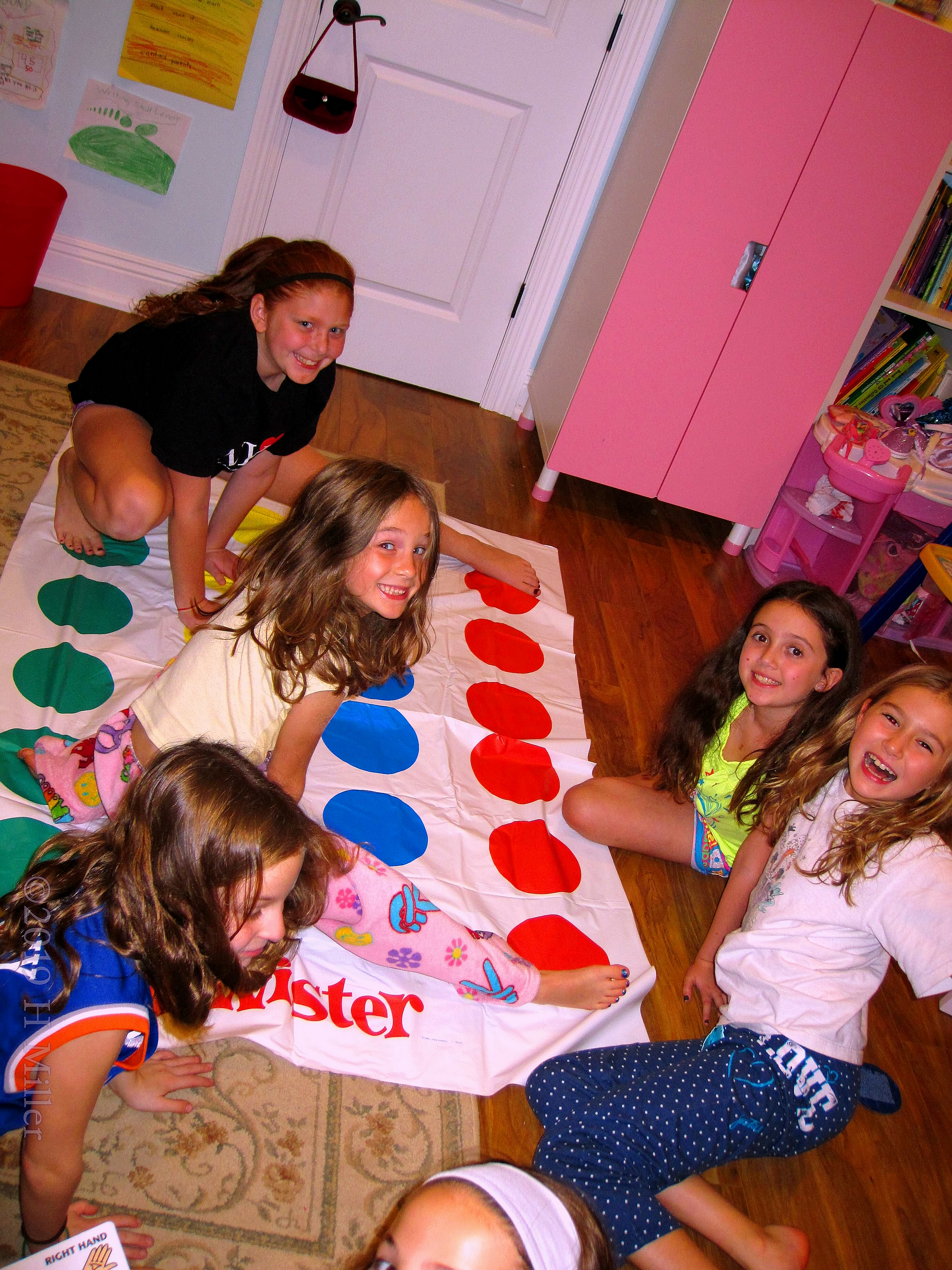 Kids Spa Party Guests Play Twister! Kids Spa Party Guests Play Twister!