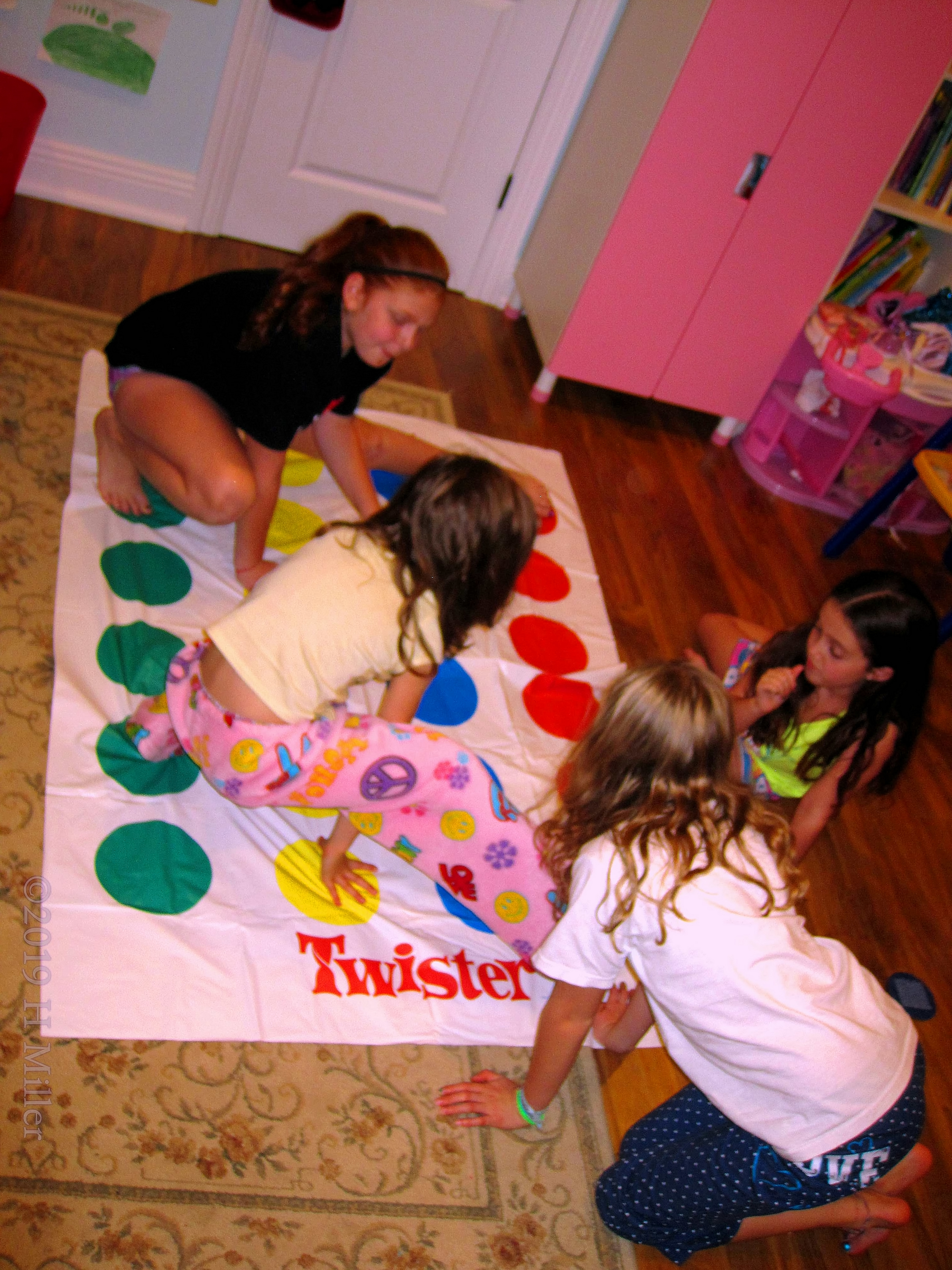 Party Games For Kids Spa Party Guests! 