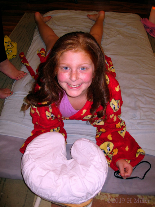 Massage Time! Kids Massage At The Kids Spa Party! Massage Time! Kids Massage At The Kids Spa Party!