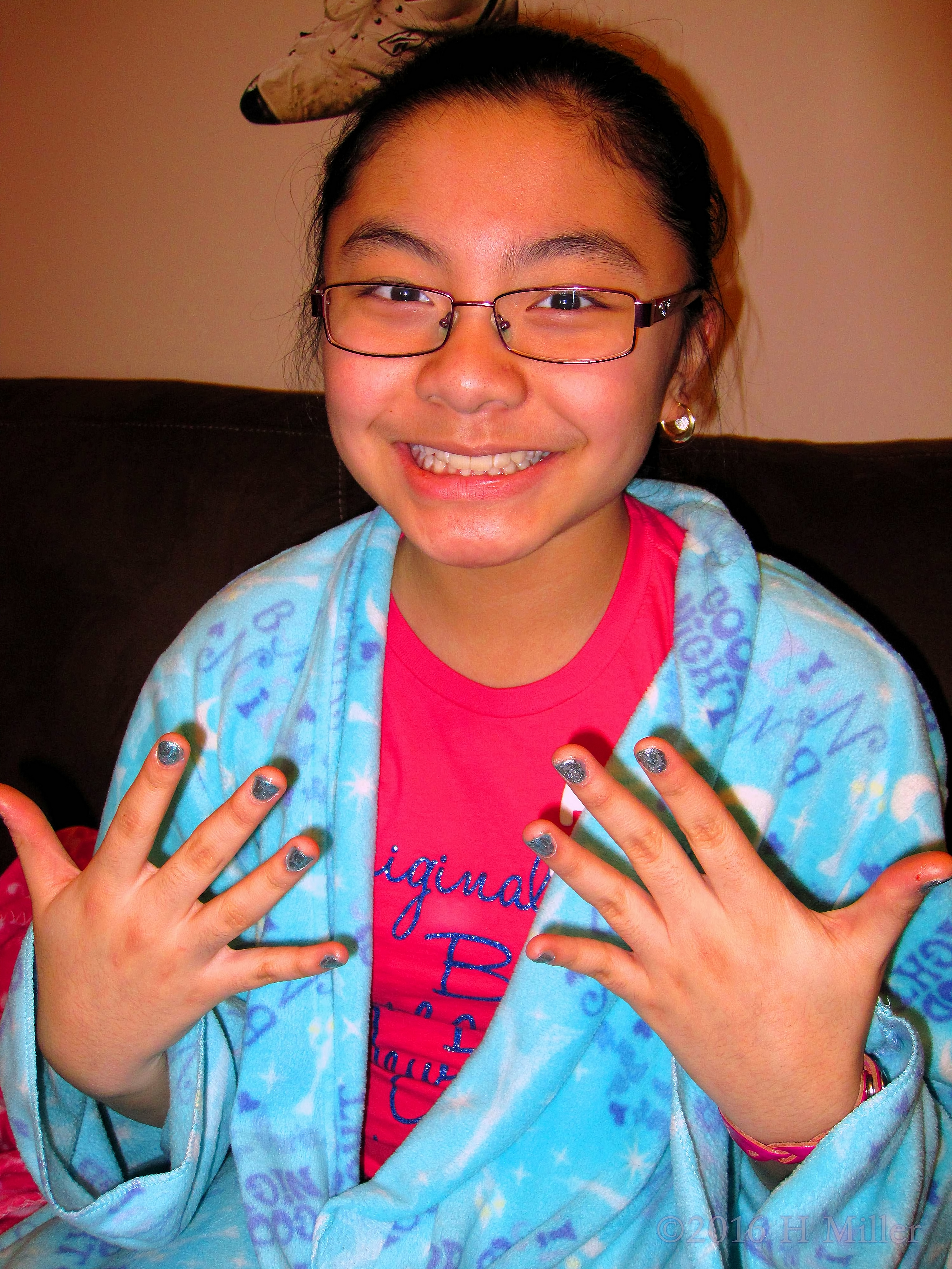 She Loves Her Kids Mini Mani She Loves Her Kids Mini Mani