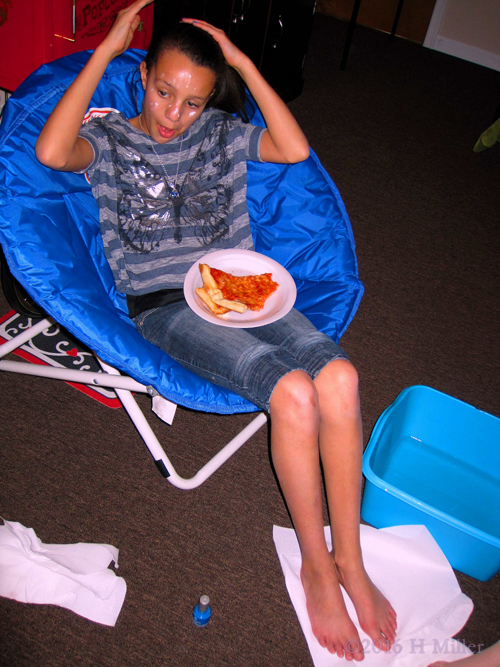 Pizza And Pedicures! Pizza And Pedicures!