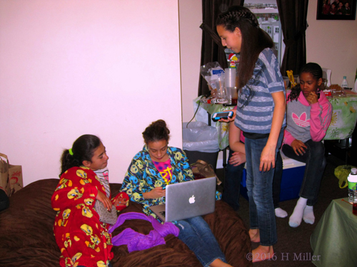 Friends Hanging Out During The Spa Party