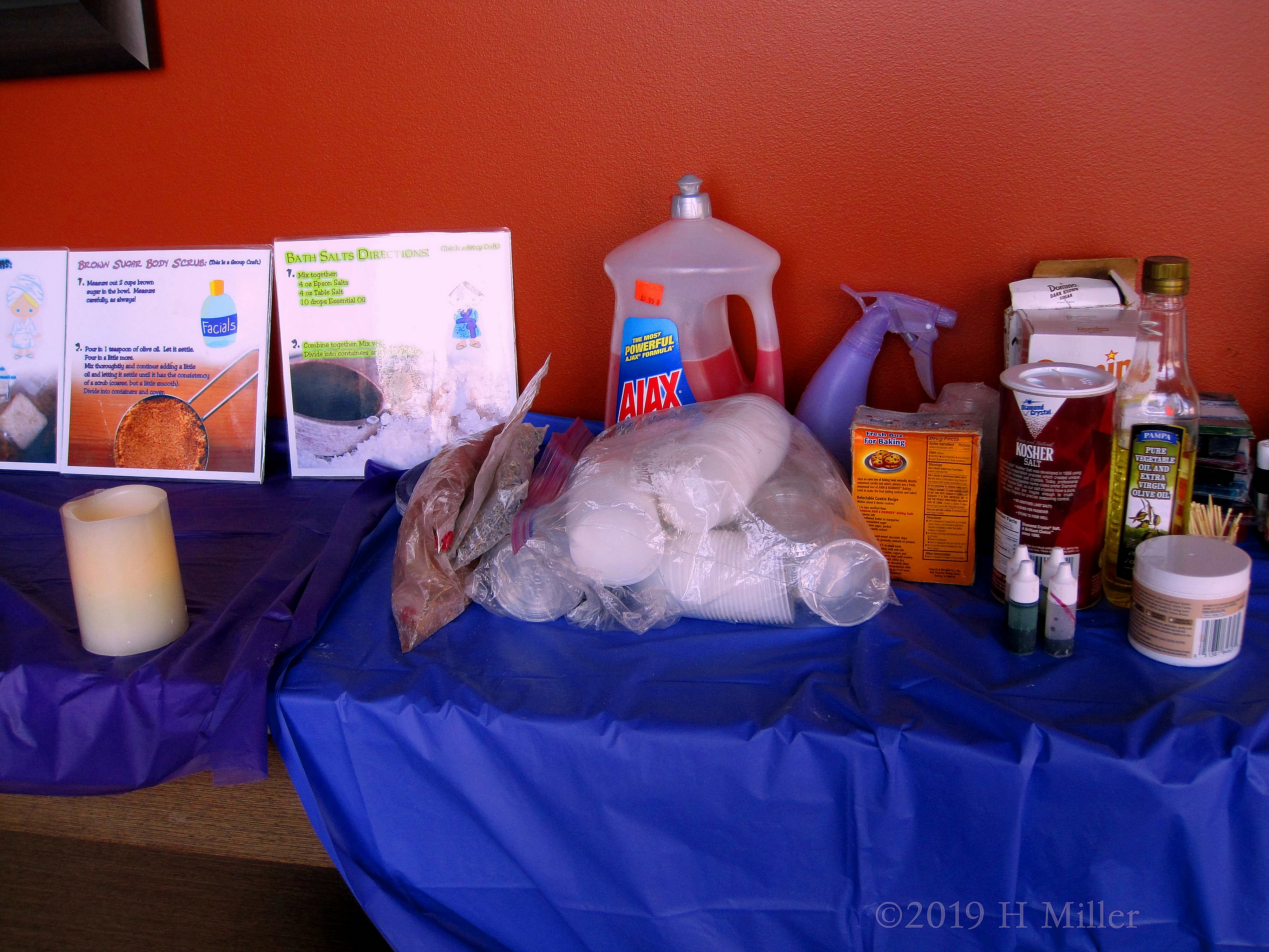 Crafts For Kids Station At Maddy's Spa Birthday Party Crafts For Kids Station At Maddy's Spa Birthday Party