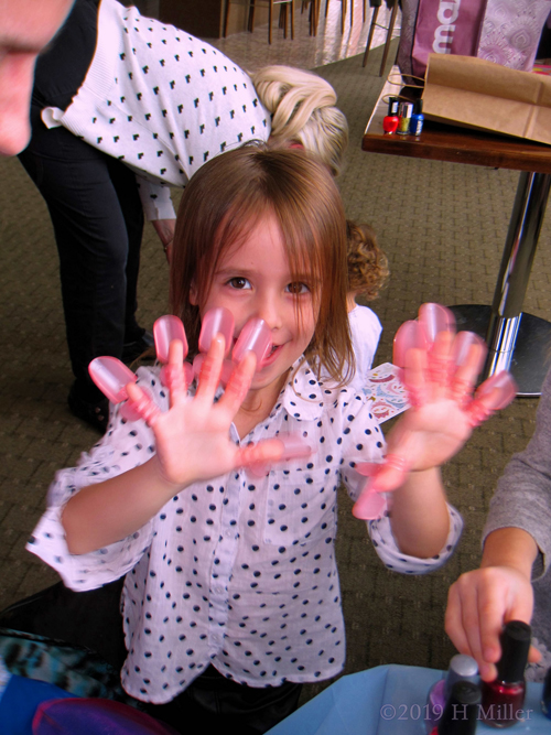 Blinging Out With Her Nail Protectors