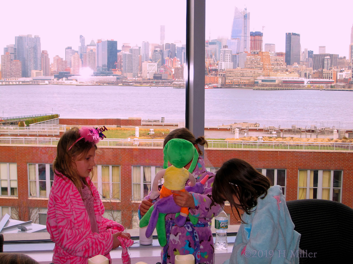 Chilling And Playing By The Window At The Girls Spa!