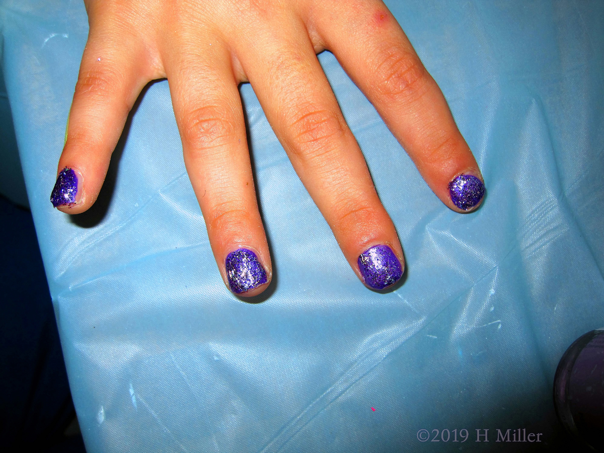 Suchy A Lovely Shade! Cool Purple Girls Manicure! 