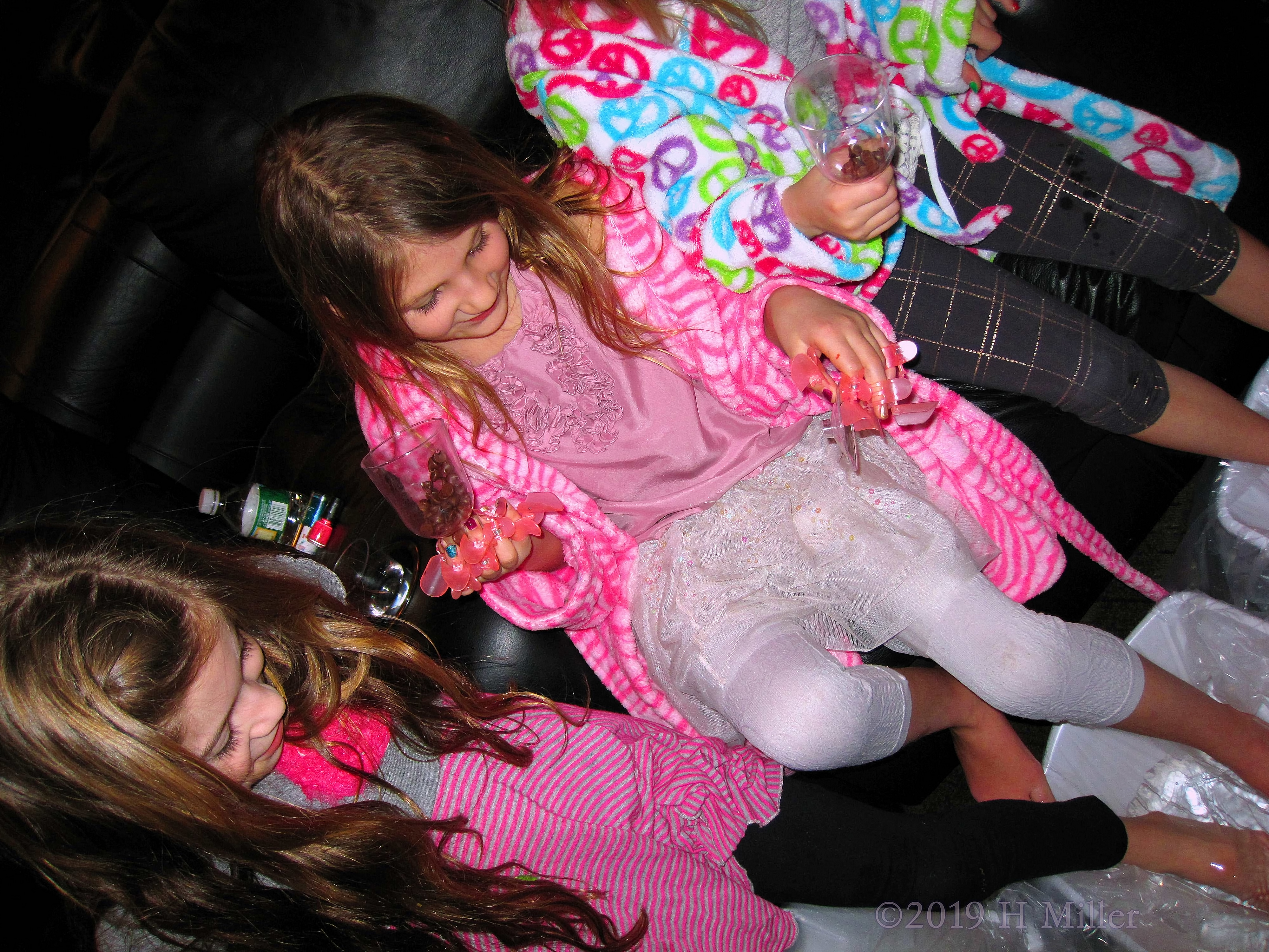 Gabby And Friends Have Relaxing Mini Pedis Gabby And Friends Have Relaxing Mini Pedis