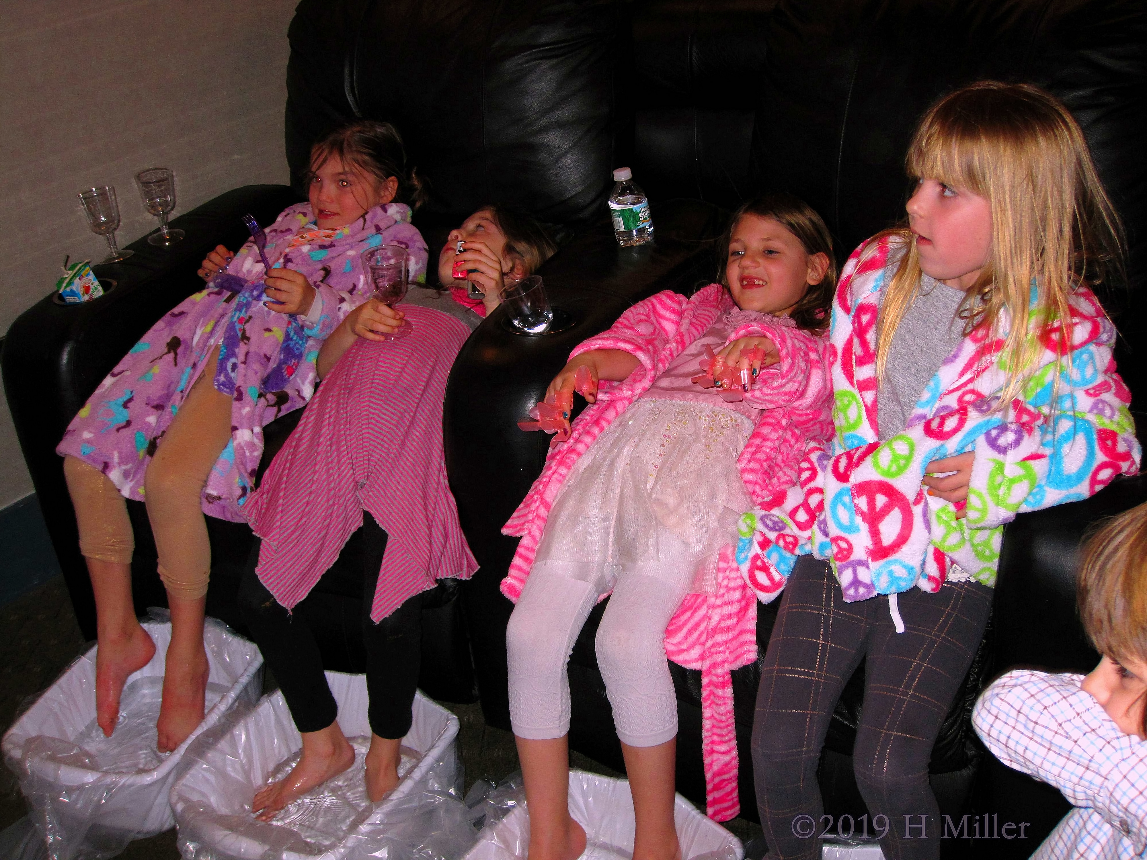 Relaxing And Having Fun At The Spa Birthday Party Relaxing And Having Fun At The Spa Birthday Party