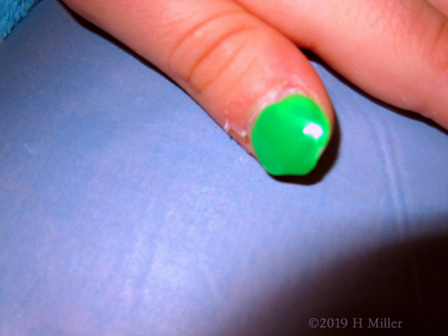 And..... A Pop Of Green To Make This Kids Mini Mani Great