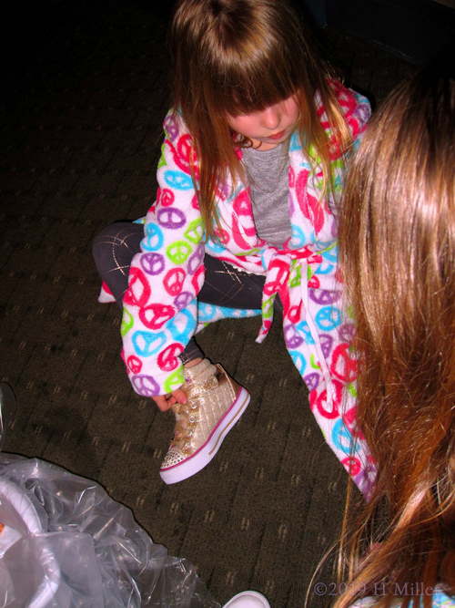 Guest Waiting Her Turn At The Kids Spa Birthday Party Guest Waiting Her Turn At The Kids Spa Birthday Party