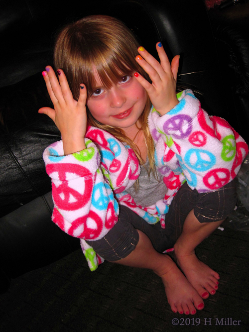 Mini Mani With Rainbow Colors And Pretty Pink Mini Pedi Mini Mani With Rainbow Colors And Pretty Pink Mini Pedi