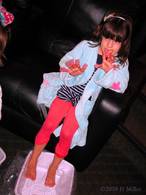 This Guest Had Her Mini Mani ........... Waiting On Her Pedicure For Kids! This Guest Had Her Mini Mani ........... Waiting On Her Pedicure For Kids!