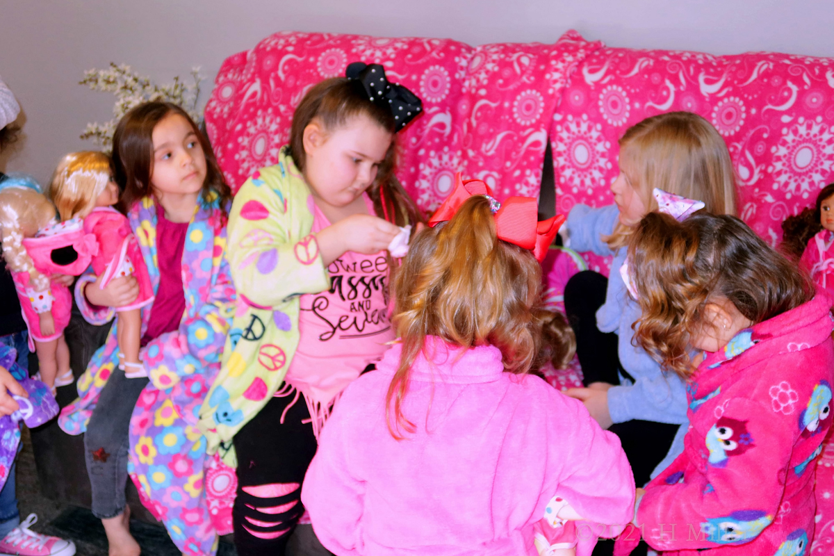 Gabriella's 7th Spa Birthday Party For Girls 4
