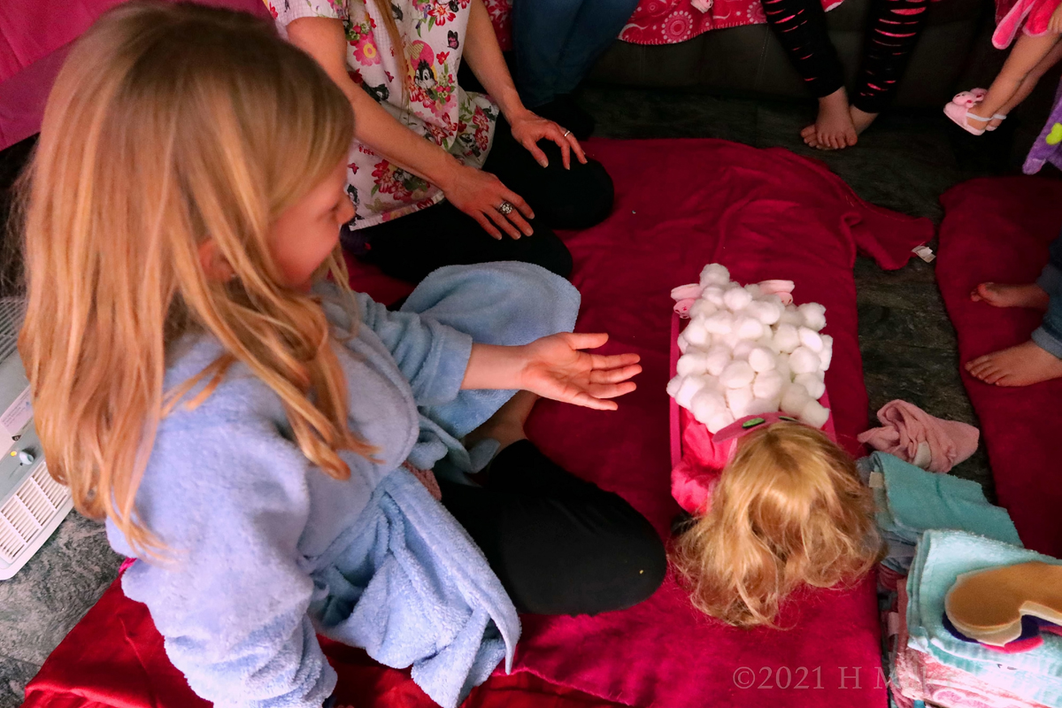 Gabriella's 7th Spa Birthday Party For Girls 4