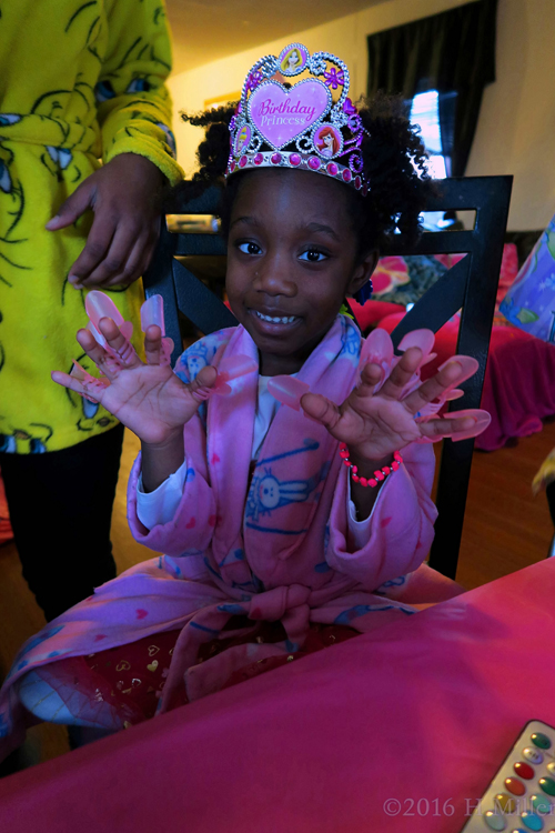 Nail Protectors. Nail Protectors.