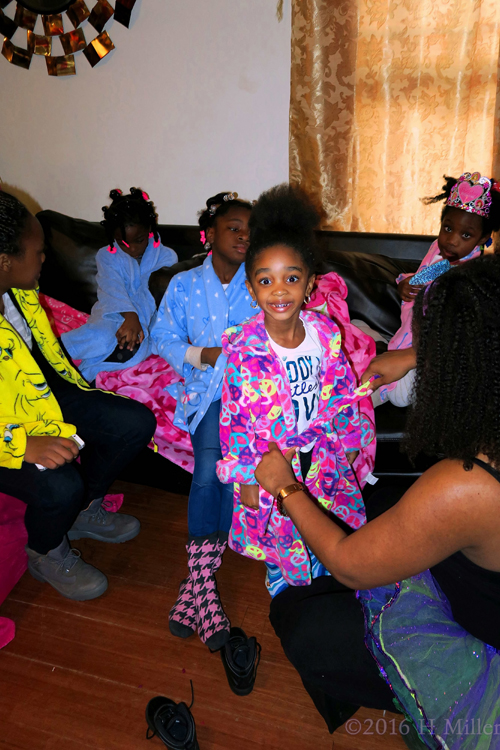 Quite Happy With Her Peace Sign Purple Spa Party Robe!! Getting Some Help Putting It On Quite Happy With Her Peace Sign Purple Spa Party Robe!! Getting Some Help Putting It On