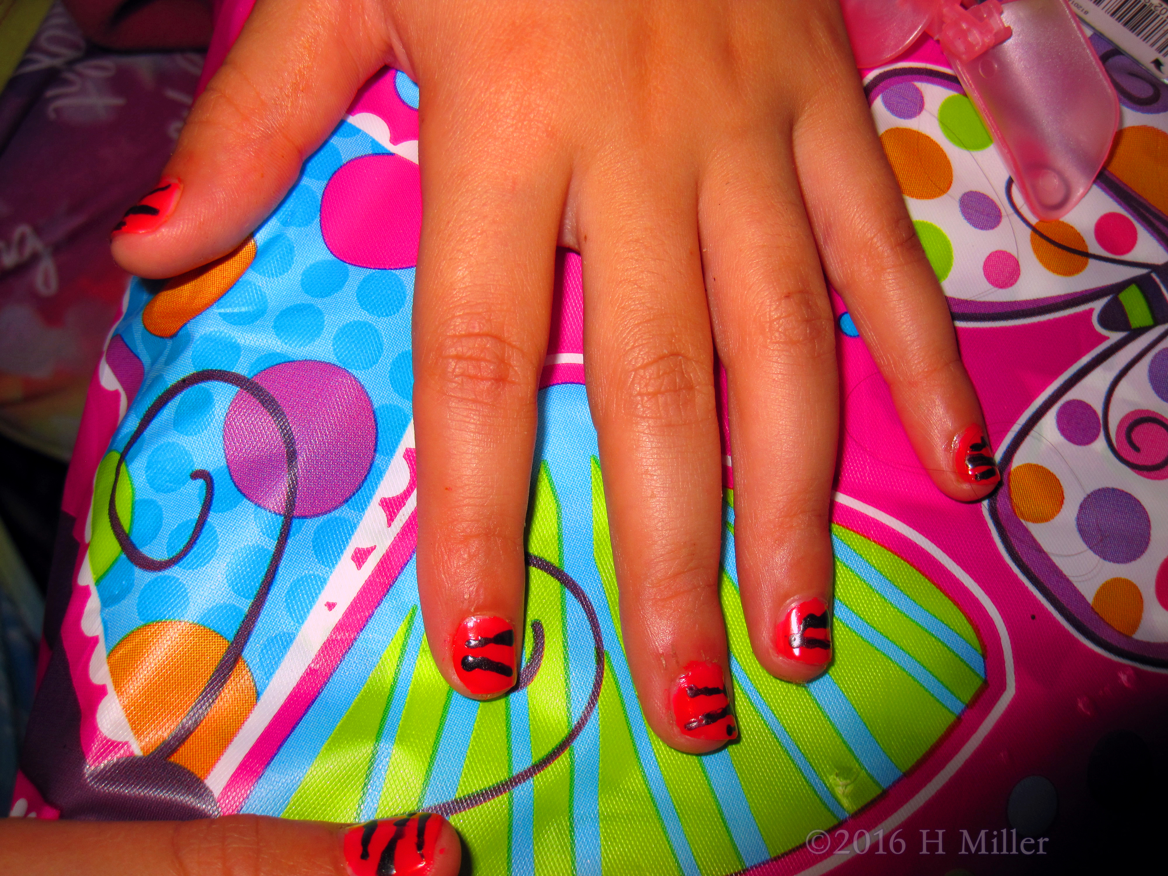 Tiger Stripe Mini Manicure Tiger Stripe Mini Manicure