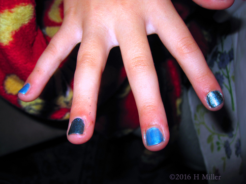 Metallic Blue Mini Mani Metallic Blue Mini Mani