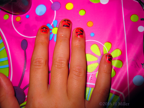 Orange And Black Striped Mini Manicure Orange And Black Striped Mini Manicure