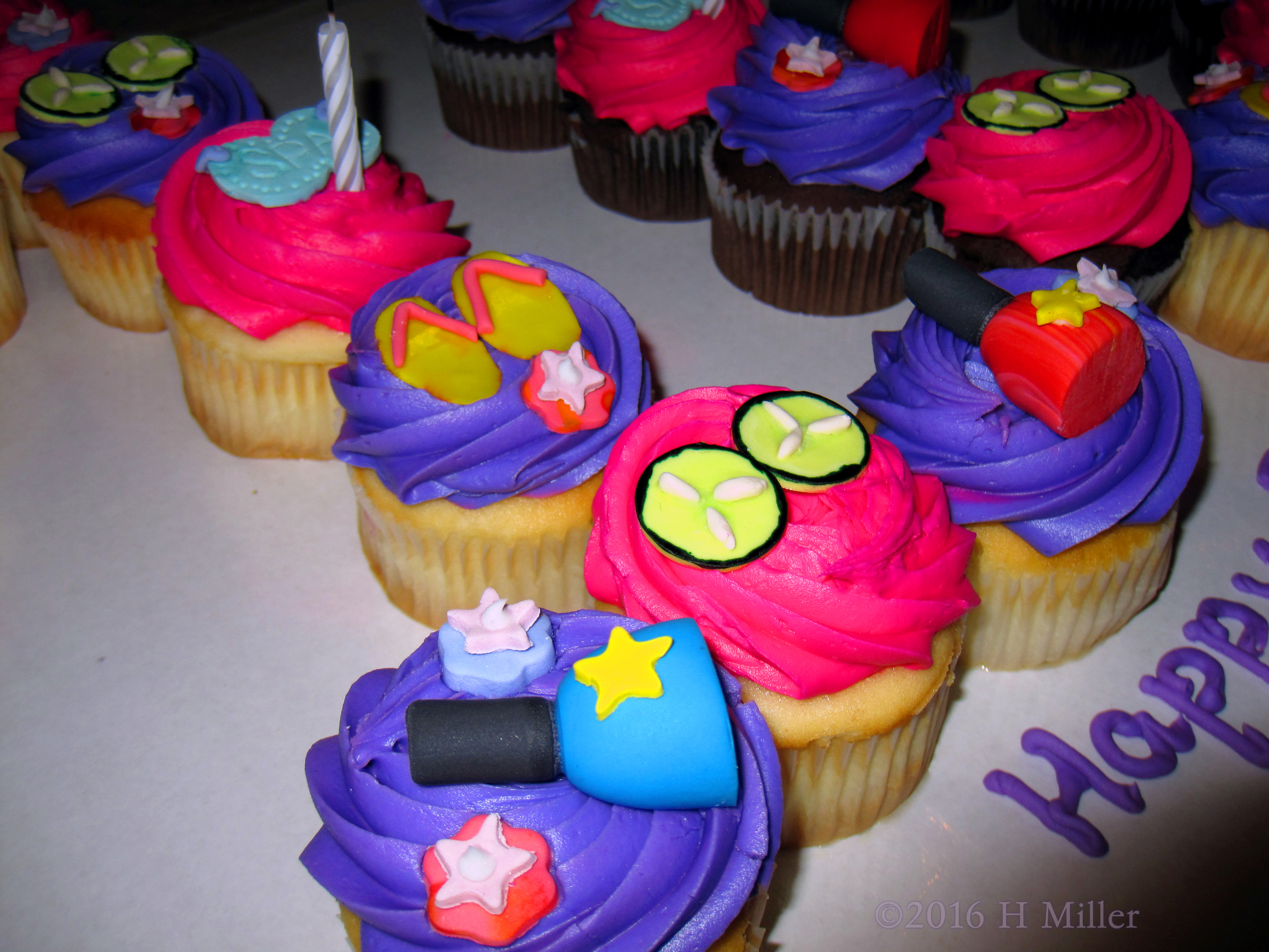 Fantastic Spa Birthday Cupcakes! 
