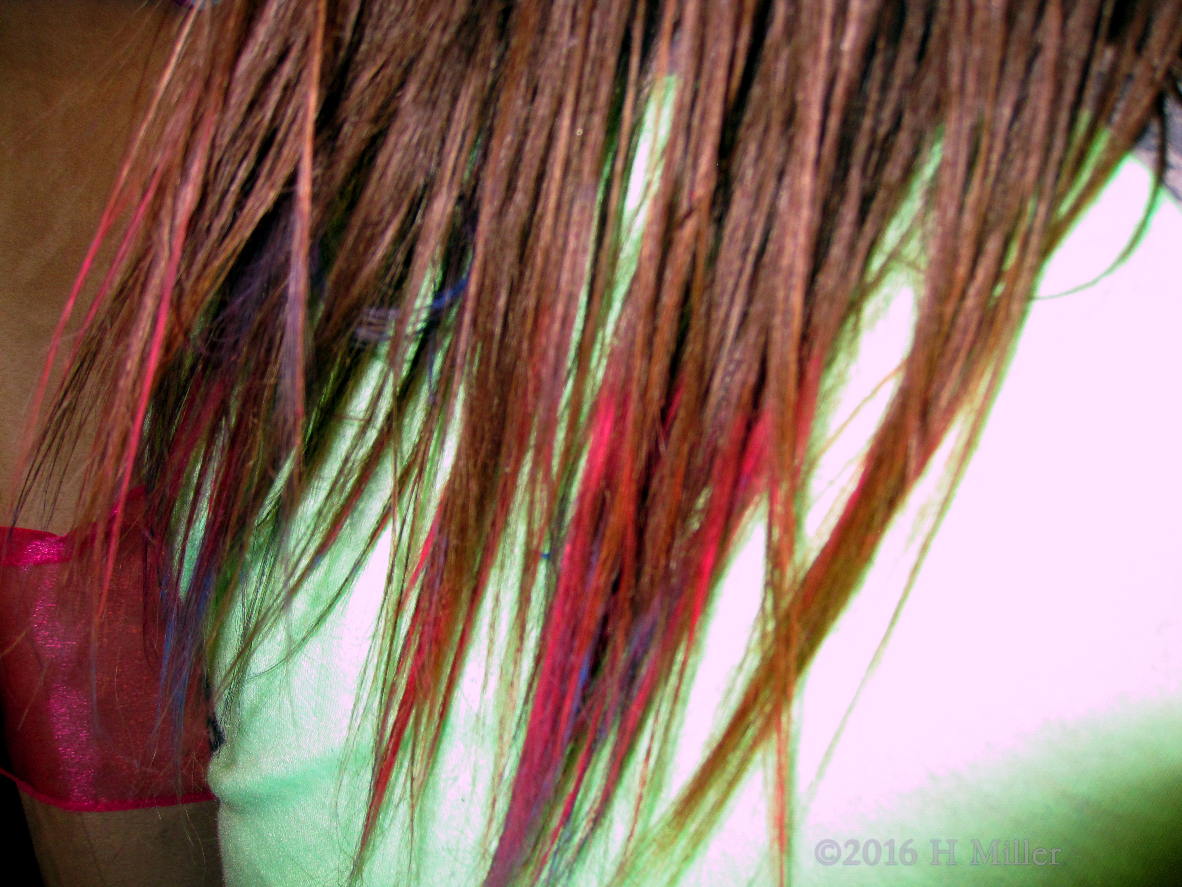 Pink Spray Dye Girls Hairstyles 