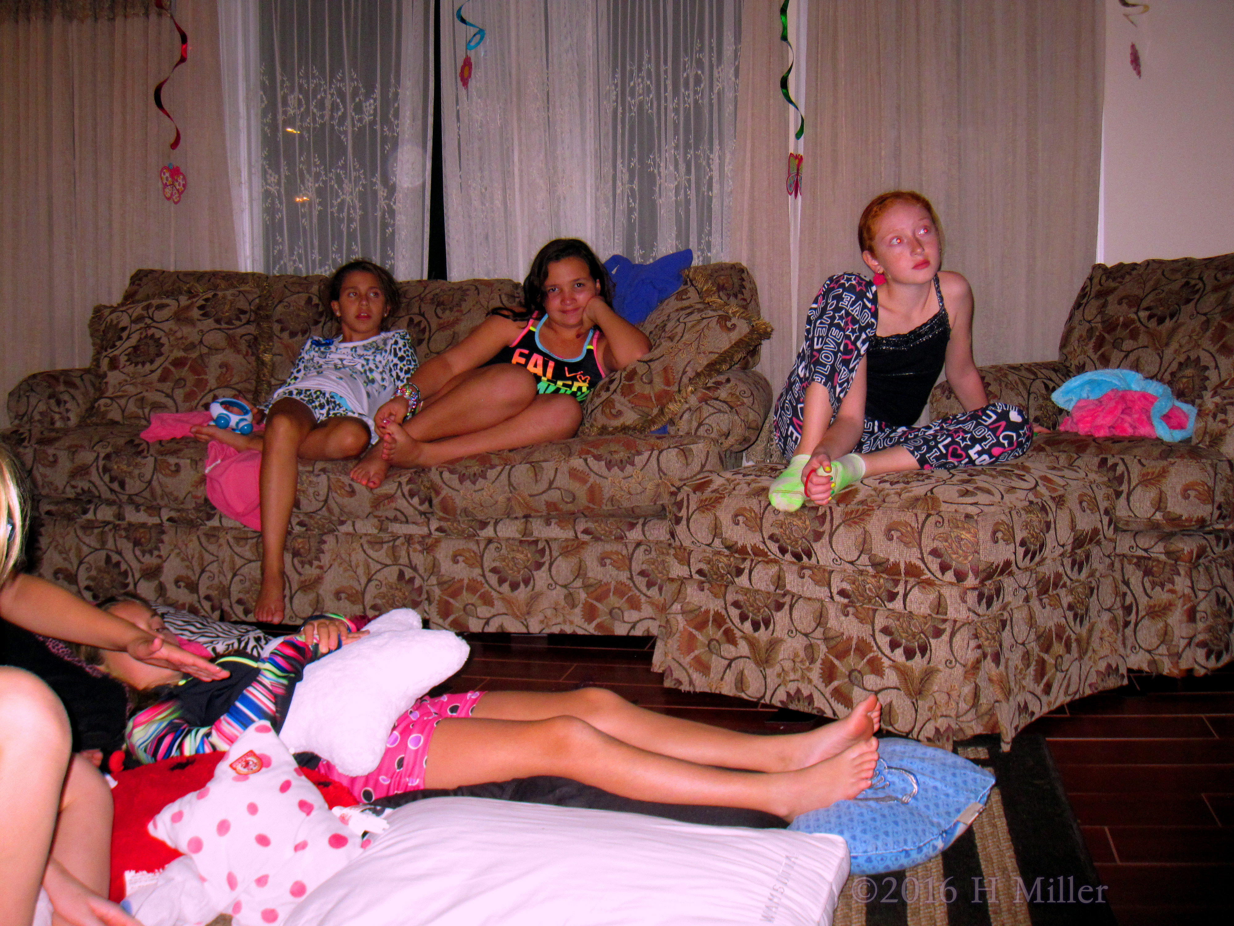 Relaxing At The Kids Spa Relaxing At The Kids Spa